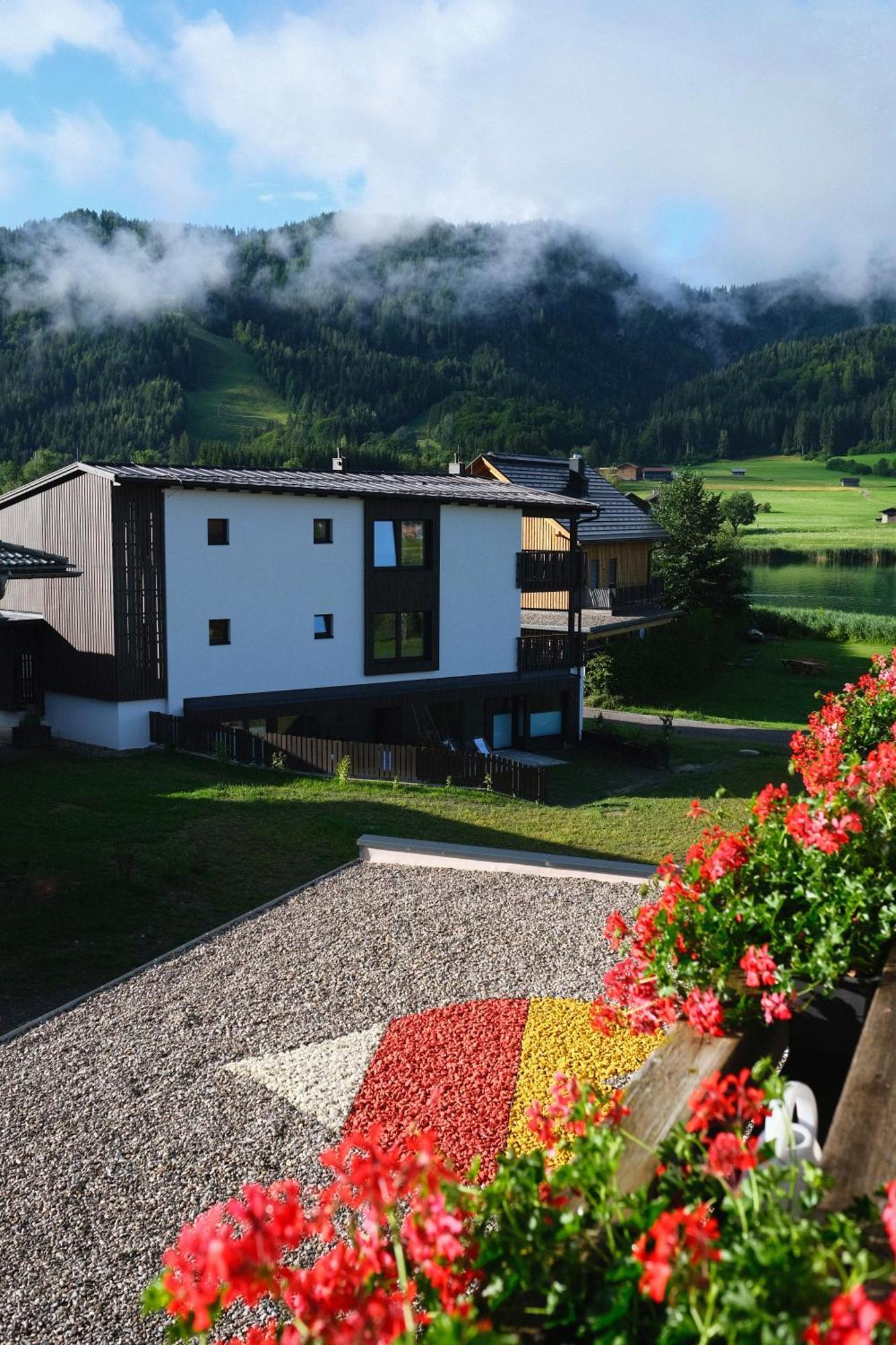 Seehotel & Seeapartments Kaerntnerhof- Direkt Am See! Weissensee Eksteriør billede