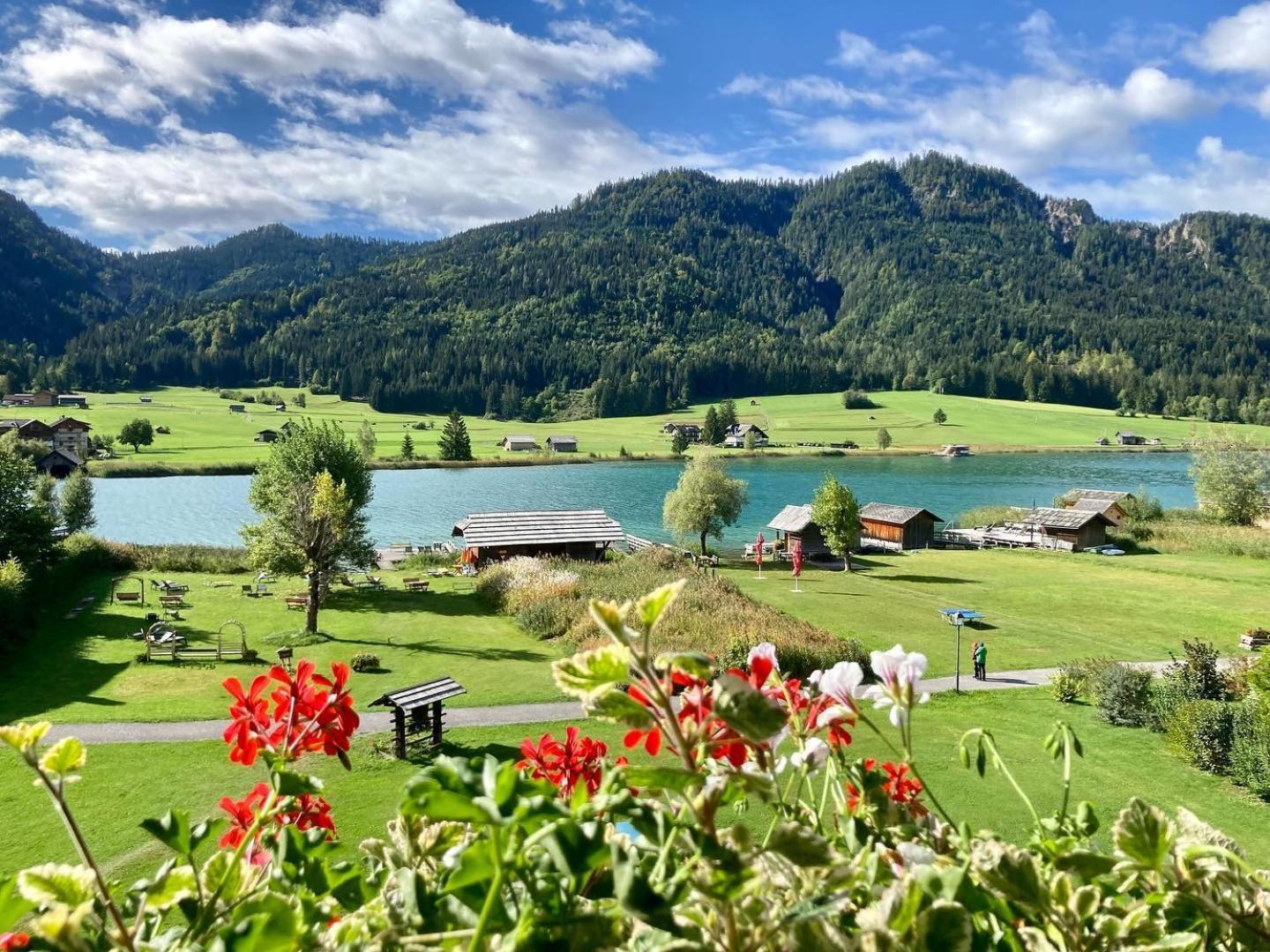 Seehotel & Seeapartments Kaerntnerhof- Direkt Am See! Weissensee Eksteriør billede